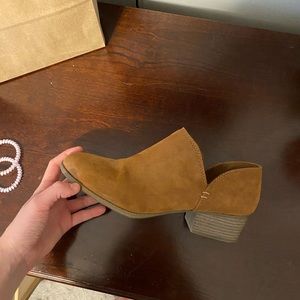 booties never been worn